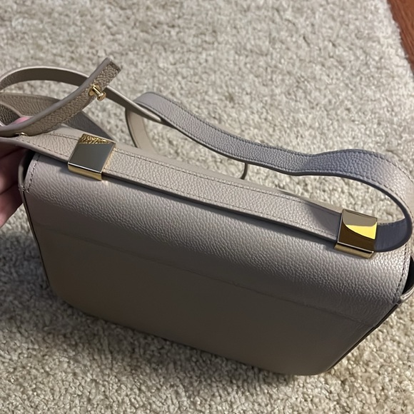 Meet your Posher, Julianne - Picture 6 of 7